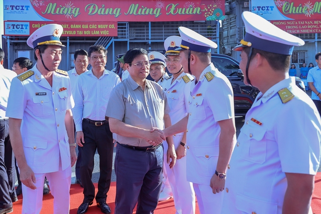 Thủ tướng Phạm Minh Chính dự lễ đón tàu quốc tế và phát lệnh làm hàng đầu xuân Giáp Thìn 2024 tại cảng Quốc tế Tân Cảng - Cái Mép