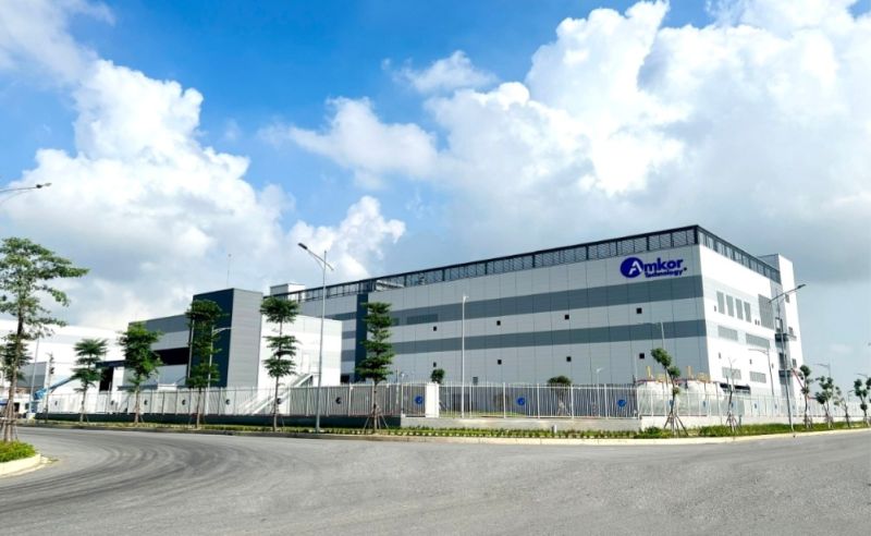 Nhà máy Amkor chuyên về bán dẫn tại Khu công nghiệp Yên Phong