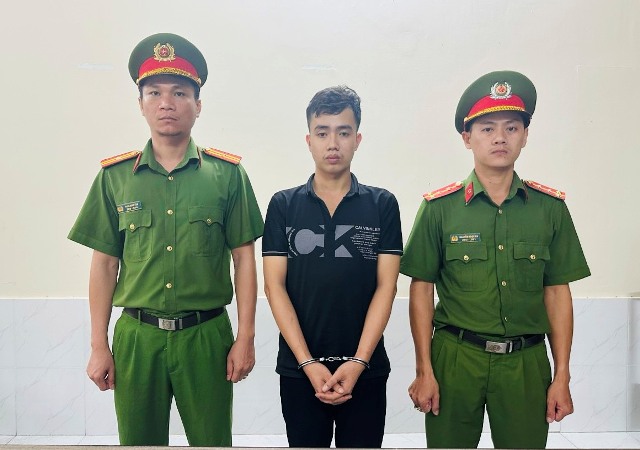 Công an TP.HCM đã nhanh chóng xác định, khởi tố, bắt Nguyễn Đăng Khoa (25 tuổi, quê Tiền Giang) là bị can trong vụ án giết người, hiếp dâm, cướp tài sản ở TP Thủ Đức.