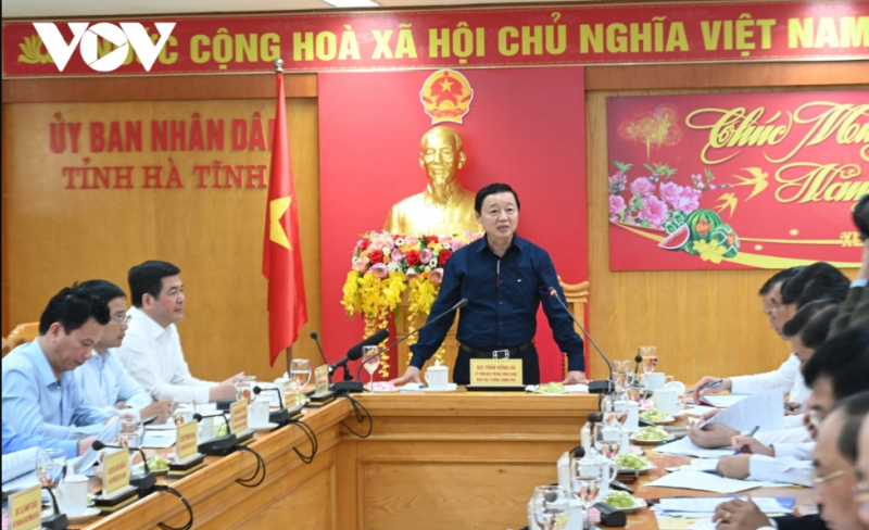 Phó Thủ tướng Trần Hồng Hà phát biểu tại phiên họp