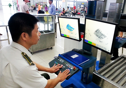 Tăng cường chống buôn lậu, hàng giả qua đường hàng không