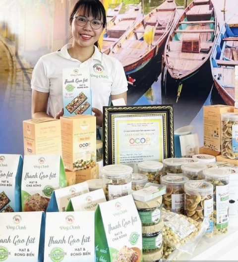 Sản phẩm bột ngũ cốc dinh dưỡng của chị Phạm Thị Duy Mỹ tham gia quảng bá, giới thiệu tại nhiều hội chợ