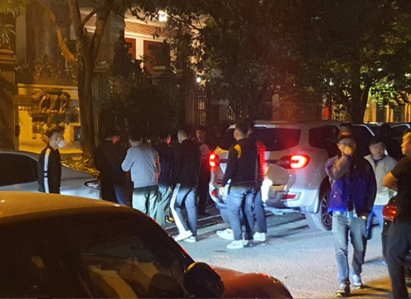 Truy tố nguyên Giám đốc Công an cùng 10 bị can