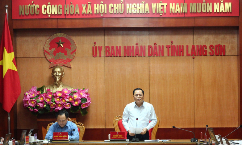 Chủ tịch UBND tỉnh Lạng Sơn phát biểu chỉ đạo tại hội nghị