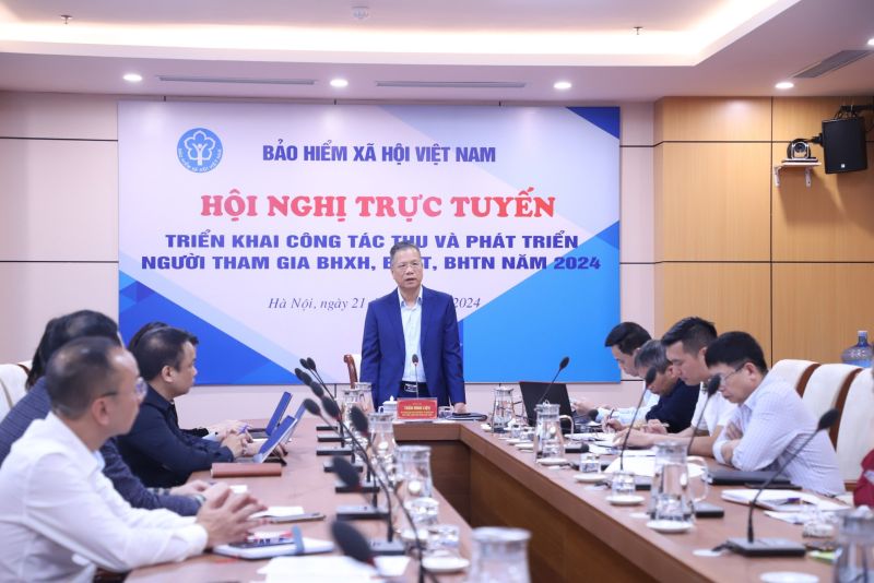 Phó Tổng giám đốc Trần Đình Liệu chủ trì Hội nghị