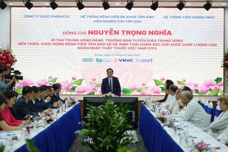 Đồng chí Nguyễn Trọng Nghĩa, Bí thư Trung ương Đảng, Trưởng Ban Tuyên giáo Trung ương phát biểu trong chuyến thăm