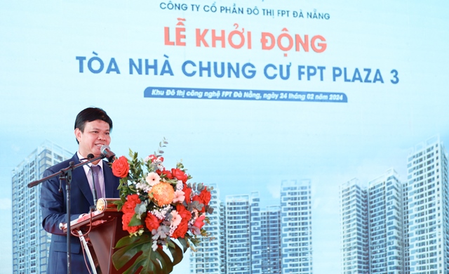 Tổng giám đốc FPT City ông Nguyễn Văn Lộc chia sẻ tại buổi lễ. Tổng giám đốc FPT City ông Nguyễn Văn Lộc chia sẻ tại buổi lễ.