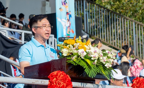 Ông Đặng Minh Thông, Phó Chủ tịch UBND tỉnh BR-VT phát biểu tại lễ khai mạc.