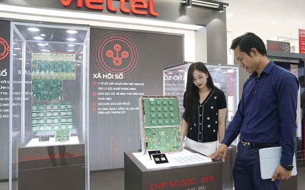 Giới thiệu dòng chip 5G DFE đầu tiên của Việt Nam thuộc hệ sinh thái sản phẩm 5G do kỹ sư Viettel làm chủ hoàn toàn thiết kế.