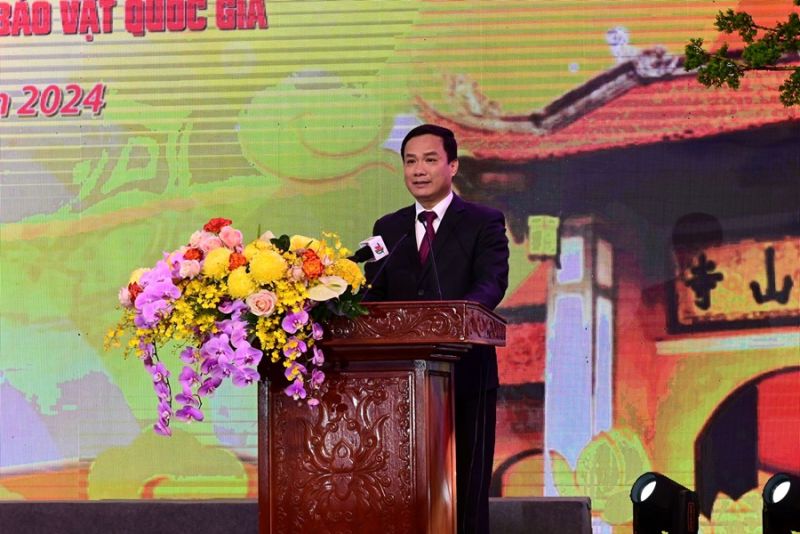 hủ tịch Uỷ ban nhân dân tỉnh Hải Dương Triệu Thế Hùng phát biểu tại lễ khai hội
