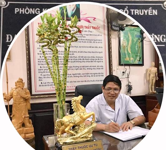BS.Nguyễn Duy Chương đã nhiều năm công tác tại chiến trường Campuchia, được phong tặng danh hiệu Thầy thuốc ưu tú năm 2010