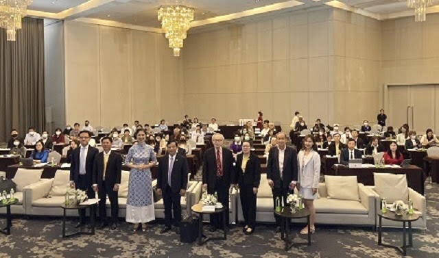 Lãnh đạo tỉnh Bình Định trao đổi với các nhà đầu tư Thái Lan năm 2023.