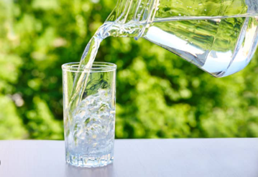 Uống nhiều nước giúp tăng đào thải acid uric