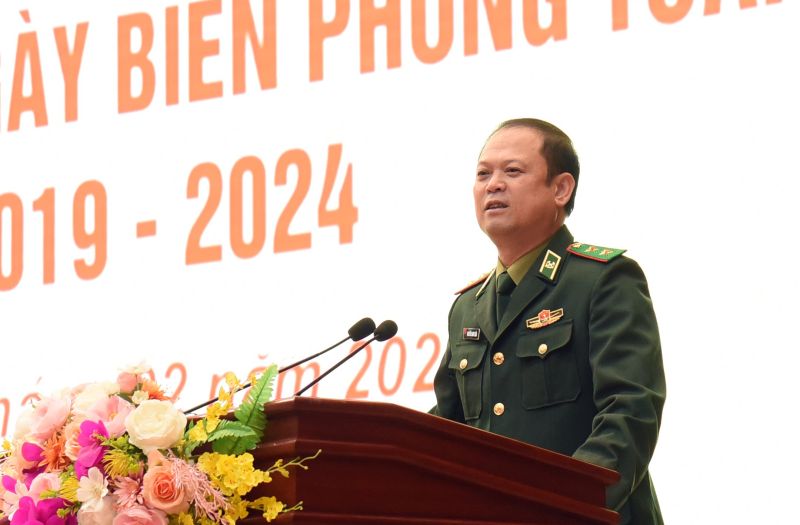Trung tướng Nguyễn Anh Tuấn, Chính ủy BĐBP phát biểu tại hội nghị