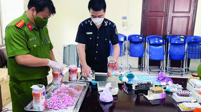 Hải quan Hà Nội phối hợp bắt giữ vụ vận chuyển ma túy
