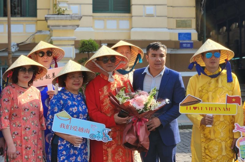 Khách Trung Quốc là nguồn thu du lịch lớn nhất của Việt Nam vào năm 2019, chiếm gần 1/3 tổng số du khách đến Việt Nam