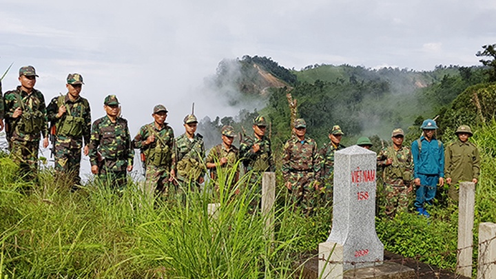 Ảnh báo Sơn La.