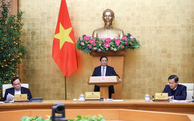 Thủ tướng Phạm Minh Chính đề nghị các đại biểu tập trung thảo luận, đánh giá về tình hình tháng 2 có gì mới, khác so với tháng 1 cũng như so với tháng 2 và 2 tháng đầu năm 2023 - Ảnh: VGP/Nhật Bắc