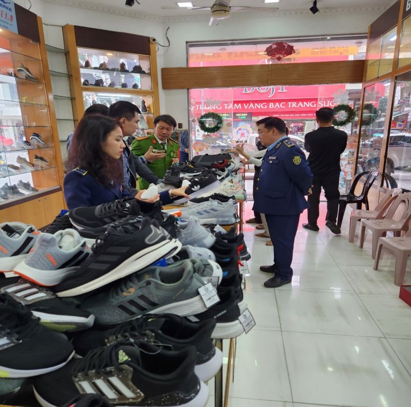 Hình ảnh kiểm tra Hộ kinh doanh cửa hàng Lan Bằng