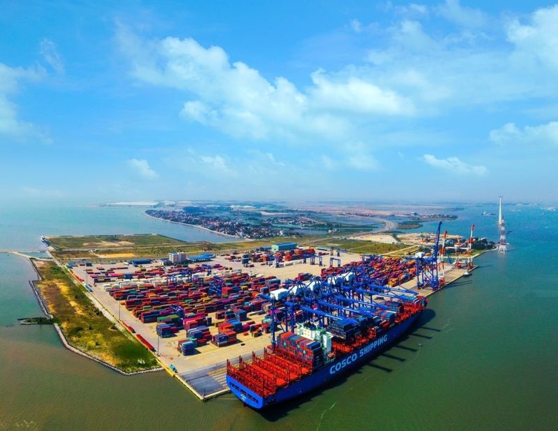 Cảng Container quốc tế Tân Cảng Hải Phòng.