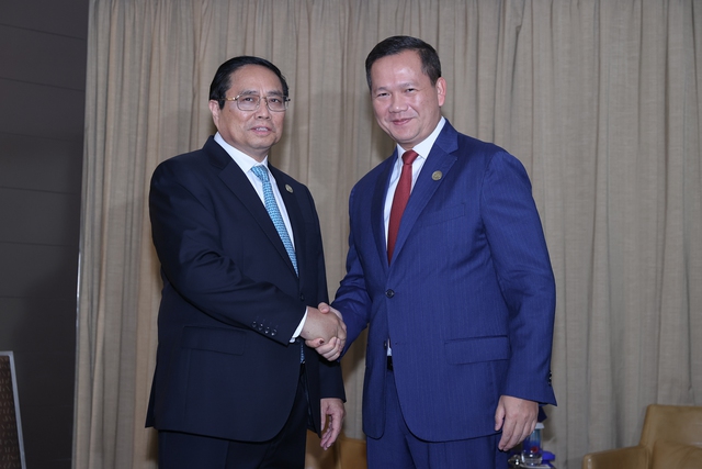 Thủ tướng Chính phủ Phạm Minh Chính gặp Thủ tướng Campuchia Hun Manet - Ảnh: VGP/Nhật Bắc