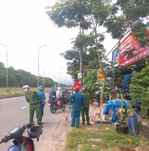 Đây là đợt ra quân rầm rộ nhất của đầu năm 2024. Với nhiều lực lượng chức năng tăng cường, hỗ trợ tham gia Đây là đợt ra quân rầm rộ nhất của đầu năm 2024. Với nhiều lực lượng chức năng tăng cường, hỗ trợ tham gia