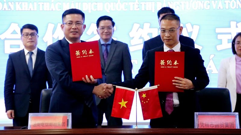Viettel Post ký kết với Thành phố Bằng Tường (Trung Quốc) để hợp tác thành lập Văn phòng đại diện và xây dựng trung tâm giao dịch nông sản Trung Quốc - ASEAN