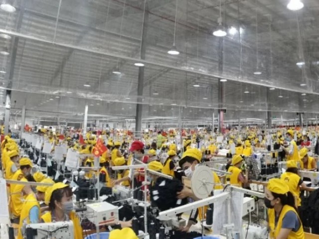 Công ty CP Tập đoàn An Hưng (có địa chỉ tại xã Công Thành, huyện Yên Thành, Nghệ An) là một trong những doanh nghiệp mặc mặc xuất khẩu nổi bật của tỉnh Nghệ An.
