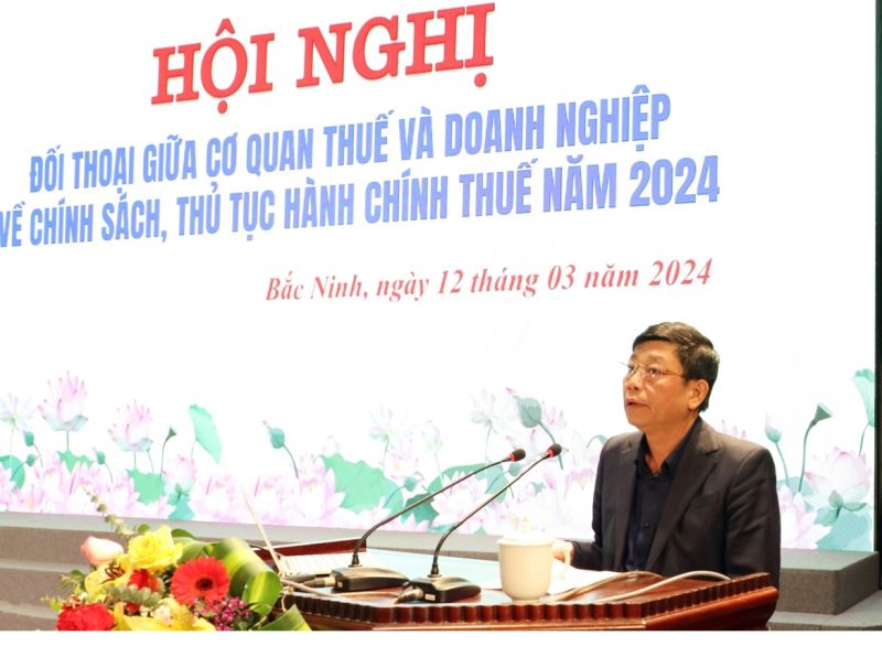 Phó Chủ tịch UBND tỉnh Ngô Tân Phượng phát biểu tại Hội nghị.