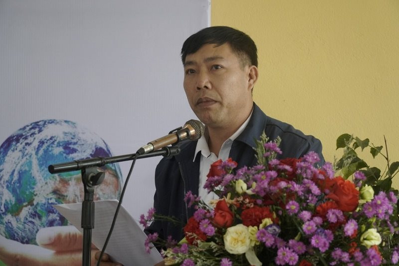 Ông Đỗ Quang Lâm, Phó Chủ tịch UBND xã Minh Nghĩa phát biểu tại buổi lễ