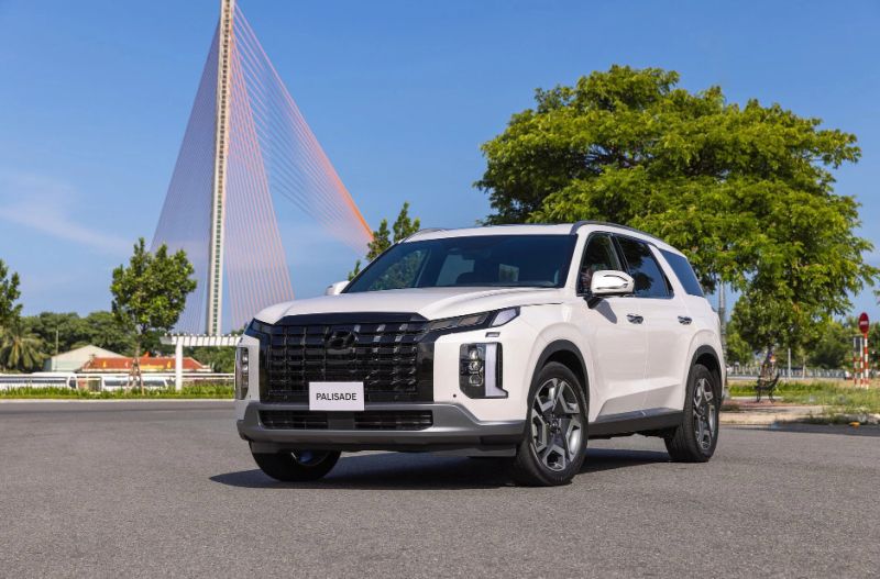 Doanh số xe Hyundai tháng 2 thấp kỷ lục: Accent bán chưa được 400 xe; Creta, Tucson đều sụt mạnh