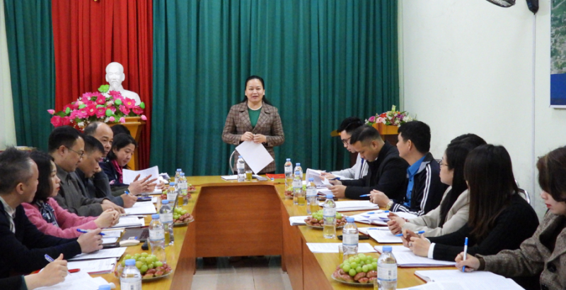 Bí thư Thành ủy Lạng Sơn Đoàn Thị Loan phát biểu chỉ đạo tại buổi làm việc