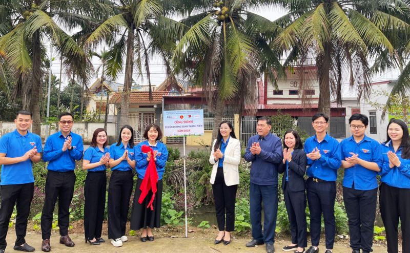 Ra mắt công trình Tuyến đường xanh thanh niên trên địa bàn huyện Tiên Lãng.