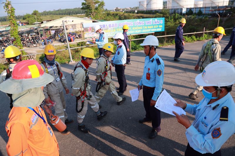 Kiểm soát an ninh nhà thầu tham gia làm việc trên công trường NMLD Dung Quất