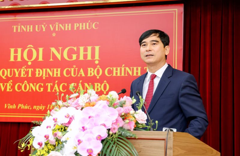 Đồng chí Dương Văn An, tân Bí thư Tỉnh ủy Vĩnh Phúc phát biểu nhậm chức.