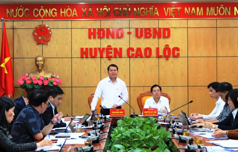 PC Lạng Sơn làm việc với UBND huyện Cao Lộc về hoạt động điện lực trên địa bàn quản lý