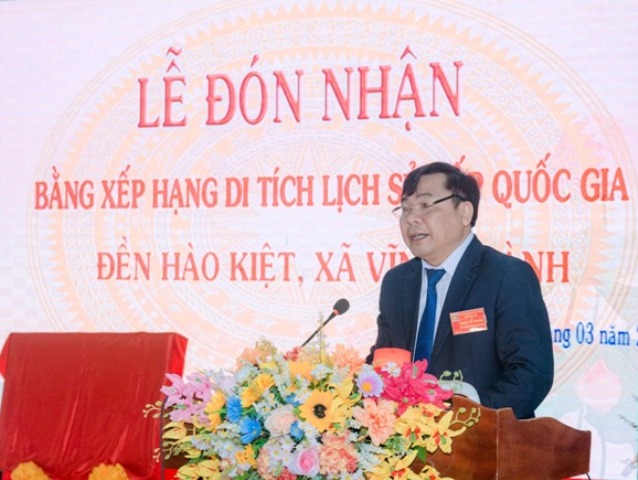 Chủ tịch UBND huyện Yên Thành Hoàng Danh Truyền phát biểu tại buổi Lễ đón nhận.