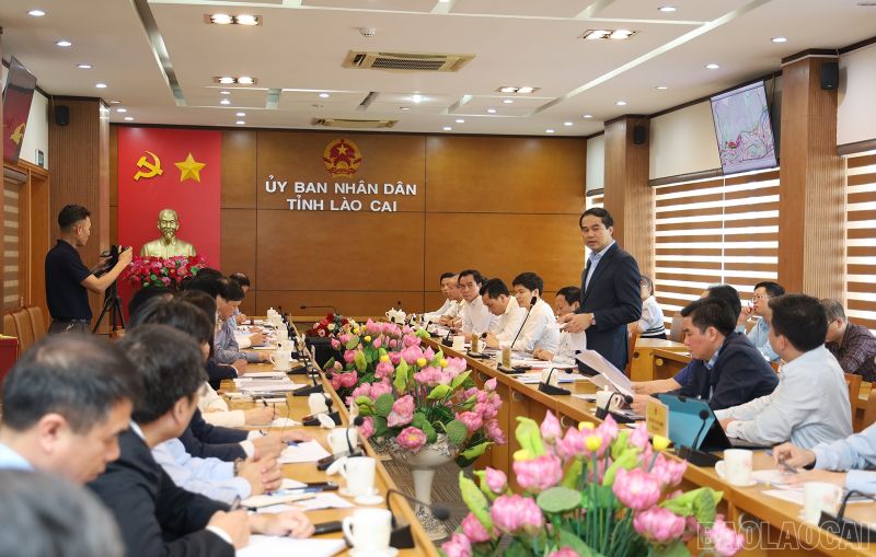 Lào Cai: Lãnh đạo UBND tỉnh làm việc với Tổng công ty Đường sắt