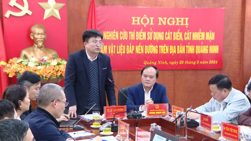Lê Văn Dương, Vụ Trưởng Vụ KHCN&MT Bộ Giao thông Vận tải, phát biểu tại hội nghị