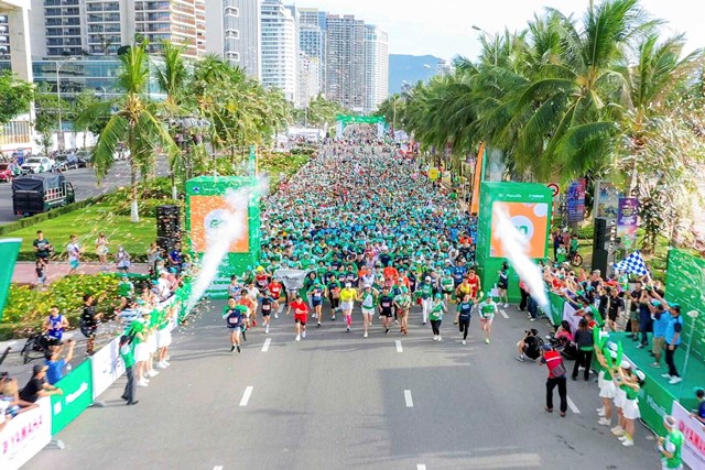 9000 vận động viên tham gia Marathon Quốc tế Đà Nẵng 2024