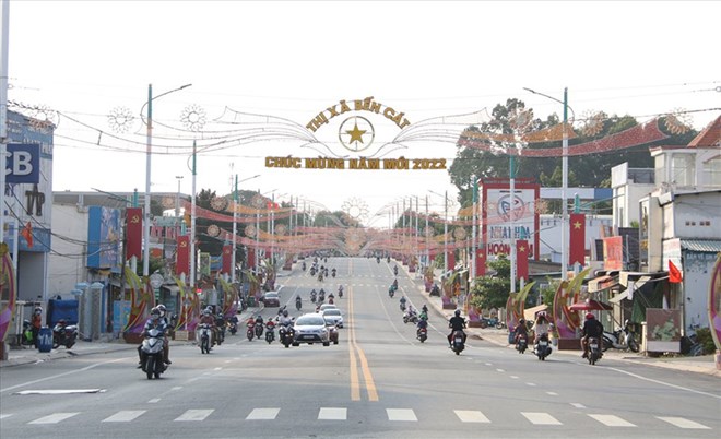 Từ ngày 1/5/2024, thị xã Bến Cát Bến Cát chính thức trở thành thành phố Bến Cát trực thuộc tỉnh Bình Dương.