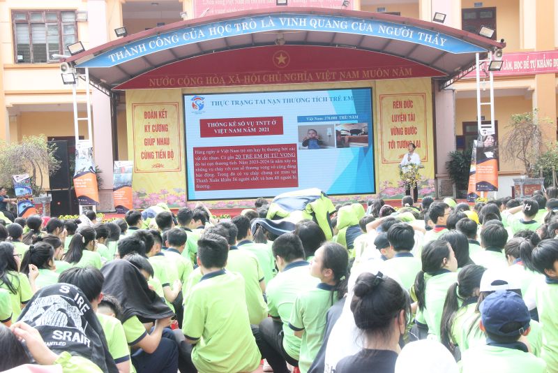 Các em học sinh Trường THCS Hoàng Văn Thụ, thành phố Lạng Sơn, tỉnh Lạng Sơn tham dự lớp tập huấn