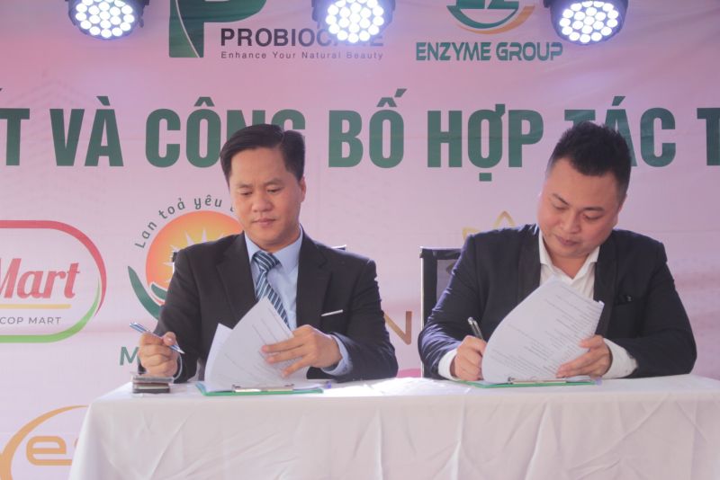 Công ty Cổ phần Probiocare ký hết hợp tác toàn diện với Công ty Cổ phần OCOP Mart và Hợp tác xã OCOP Hoàn Cầu.