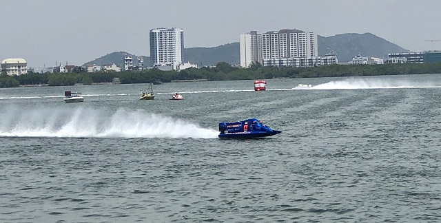 Mọt số hình ảnh về giải đua. Ảnh: Viết Hiền Mọt số hình ảnh về giải đua. Ảnh: Viết Hiền