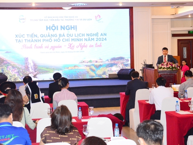 Hội nghị quảng bá du lịch Nghệ An với chủ đề “Hành trình về nguồn - Xứ Nghệ ân tình” tại TP. Hồ Chí Minh.
