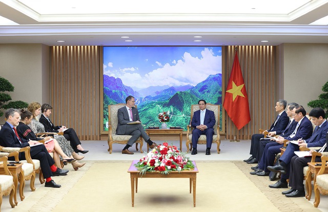 Đại sứ Olivier Brochet khẳng định Pháp mong muốn tiếp tục thúc đẩy quan hệ Đối tác Chiến lược giữa hai nước - Ảnh: VGP/Nhật Bắc Đại sứ Olivier Brochet khẳng định Pháp mong muốn tiếp tục thúc đẩy quan hệ Đối tác Chiến lược giữa hai nước - Ảnh: VGP/Nhật Bắc