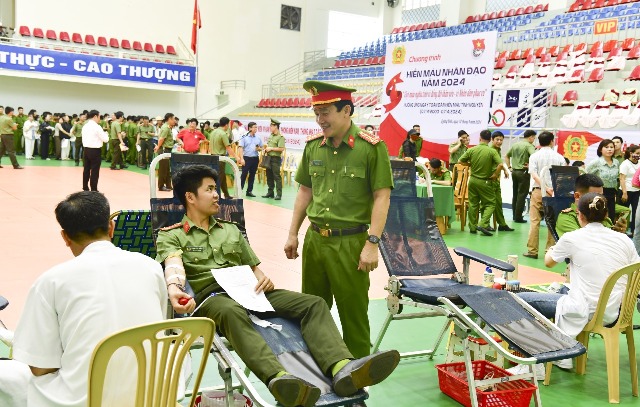 Công an tỉnh Quảng Bình tổ chức Chương trình hiến máu nhân đạo năm 2024 hưởng ứng Ngày toàn dân hiến máu tình nguyện 7/4.