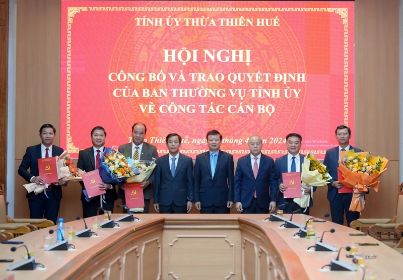 Thừa Thiên Huế- Điều động, bổ nhiệm nhiều vị trí cán bộ