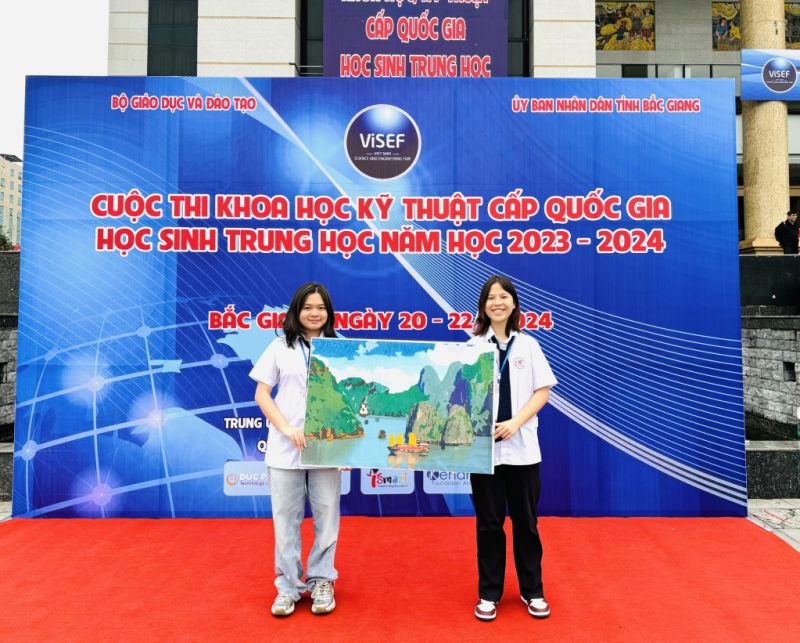 Học sinh THPT Chuyên Hạ Long đoạt giải Nhì cuộc thi Khoa học, Kỹ thuật cấp quốc gia