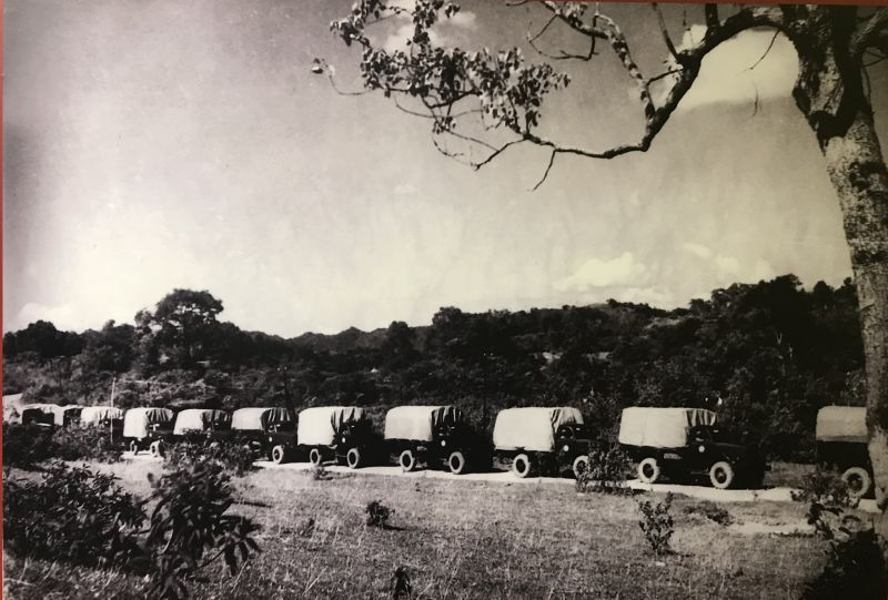 Đoàn xe cơ giới của Tổng cục Cung cấp vận chuyển hàng phục vụ chiến dịch Điện Biên Phủ năm 1954